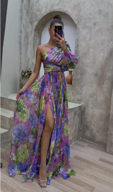 Robe longue fendue à imprimé floral et à une épaule