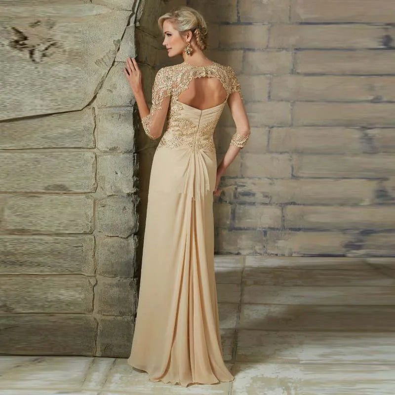Superbes Robes Mères en Dentelle Champagne 2024 Robes de Mère de la Mariée Cœur Avec Manches 3/4 Robes de Soirée de Mariage Dos Nu