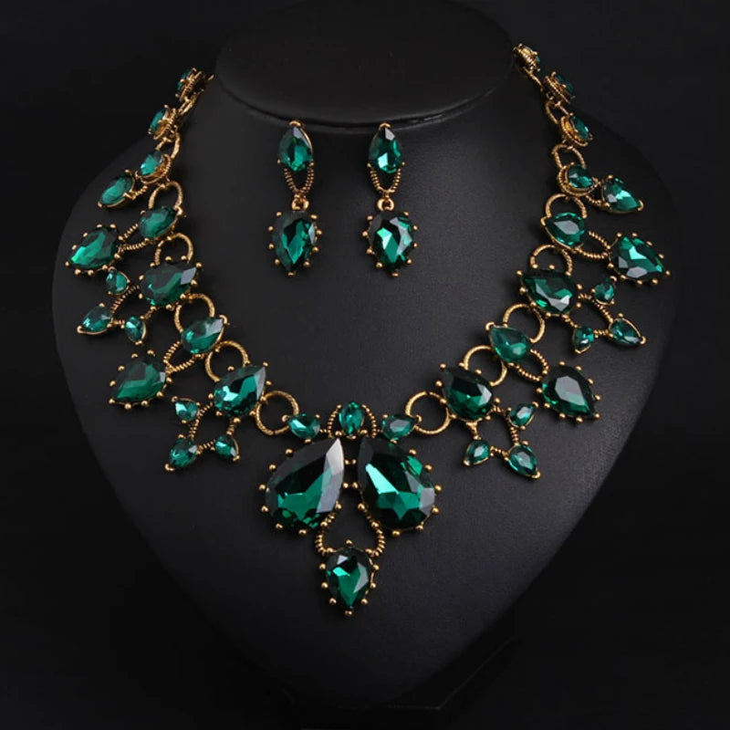 Parure de mariée collier et boucles d'oreilles en verre et pierres — Bijoux de mariage plaqué or