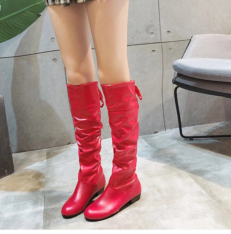 Chaussures Femme 2022 Printemps Bottes Hautes au Genou Rouge Noir Blanc Bottes Hautes Femme Plissées Talon Bas Décontracté Cuir Chaussures Longues Femme