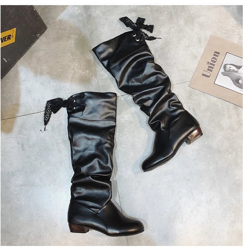Chaussures Femme 2022 Printemps Bottes Hautes au Genou Rouge Noir Blanc Bottes Hautes Femme Plissées Talon Bas Décontracté Cuir Chaussures Longues Femme
