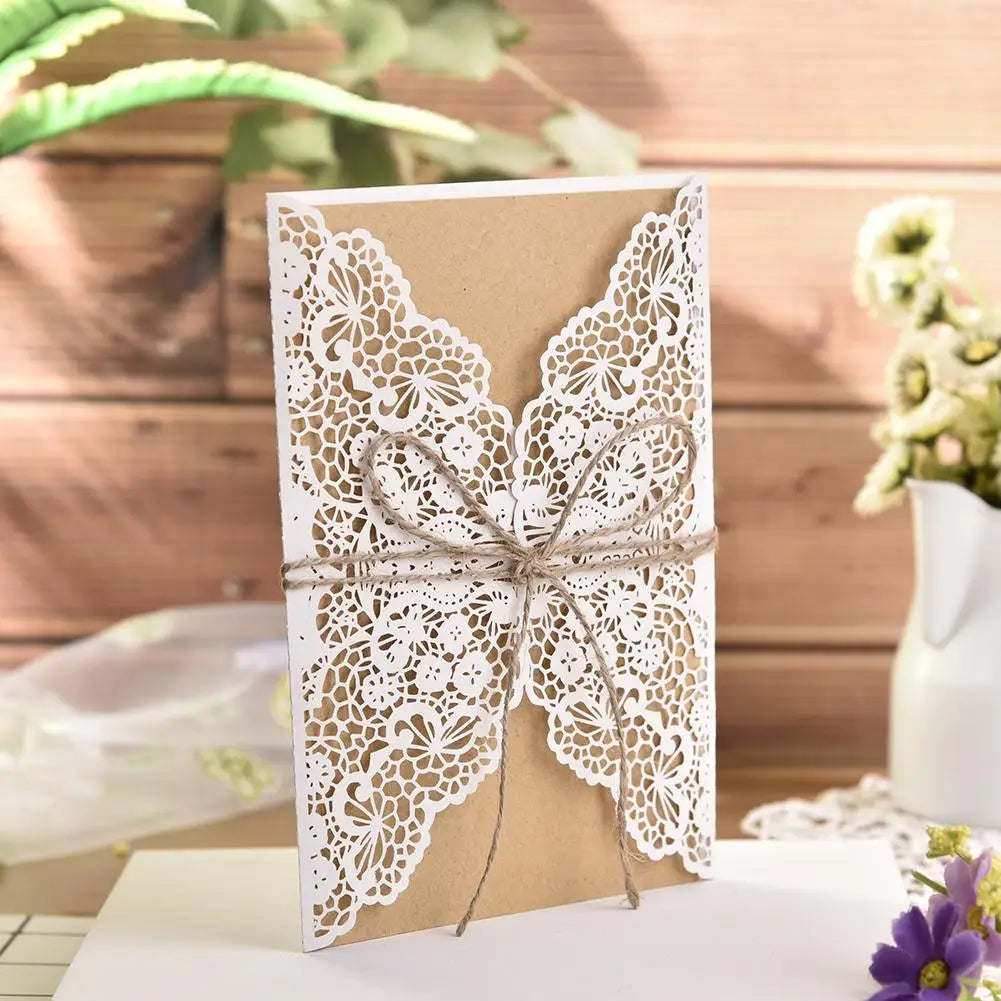 10pcs Faire-part de mariage en dentelle sculptée élégante de style européen Cartes de vœux Fournitures de fête Dropship