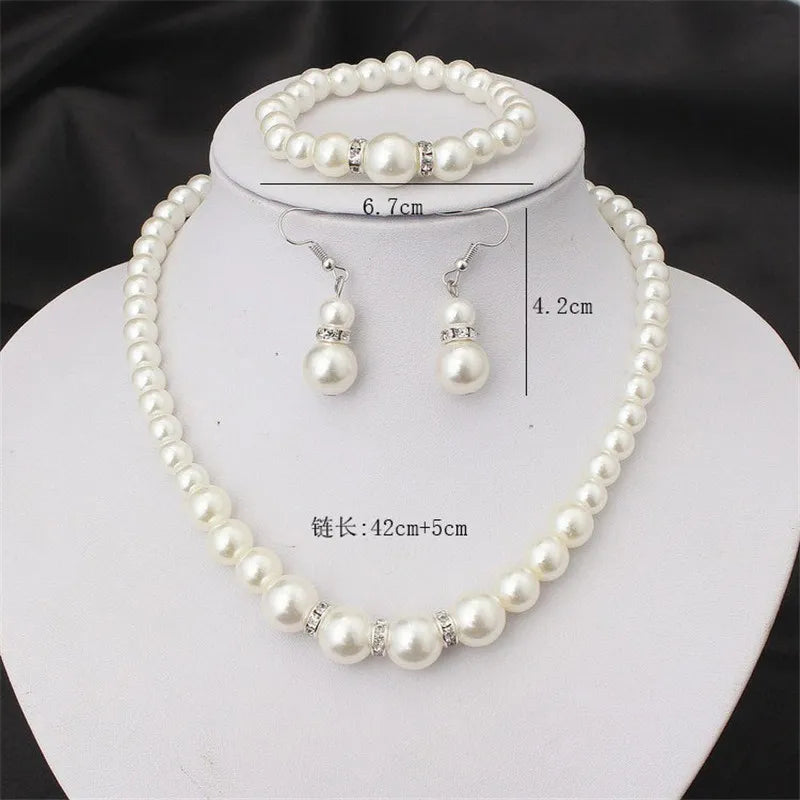 Parure de mariée 3 pièces perles et cristaux — collier, bracelet et boucles d'oreilles