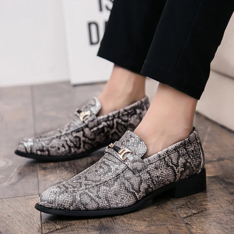 Chaussures habillées de luxe pour homme Chaussures de mariage pour homme Mocassins Chaussures en cuir Zapatos De Hombres Chaussures en peau de serpent