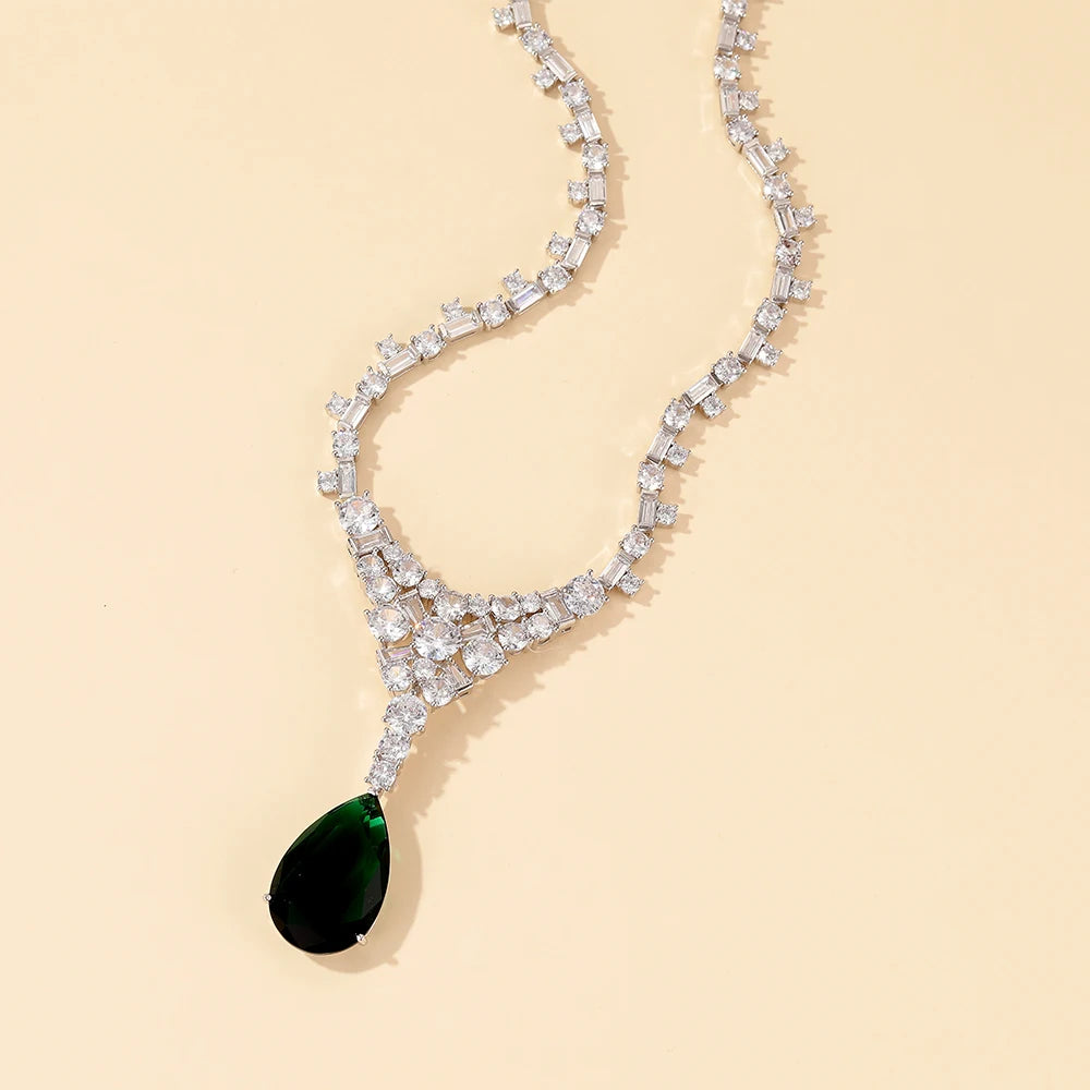 Collier Pendentif Luxe Émeraude Zircon — Bijoux de Soirée de Mariée en Platine