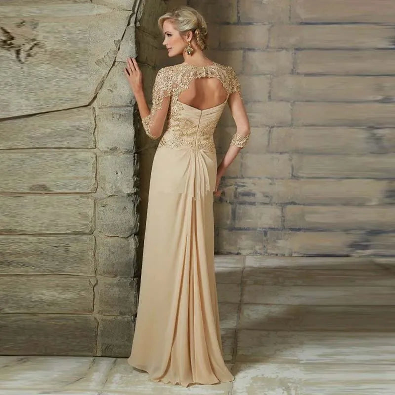 Superbes Robes Mères en Dentelle Champagne 2024 Robes de Mère de la Mariée Cœur Avec Manches 3/4 Robes de Soirée de Mariage Dos Nu