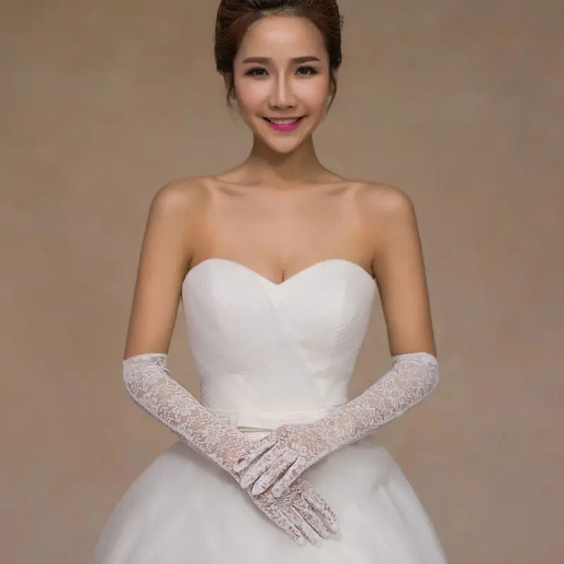 Accessoires de Robe de Mariée Charmant Gants de Mariée Blanc Dentelle avec Doigt Long Gants Élégante Dame Mariée Bal Bijoux