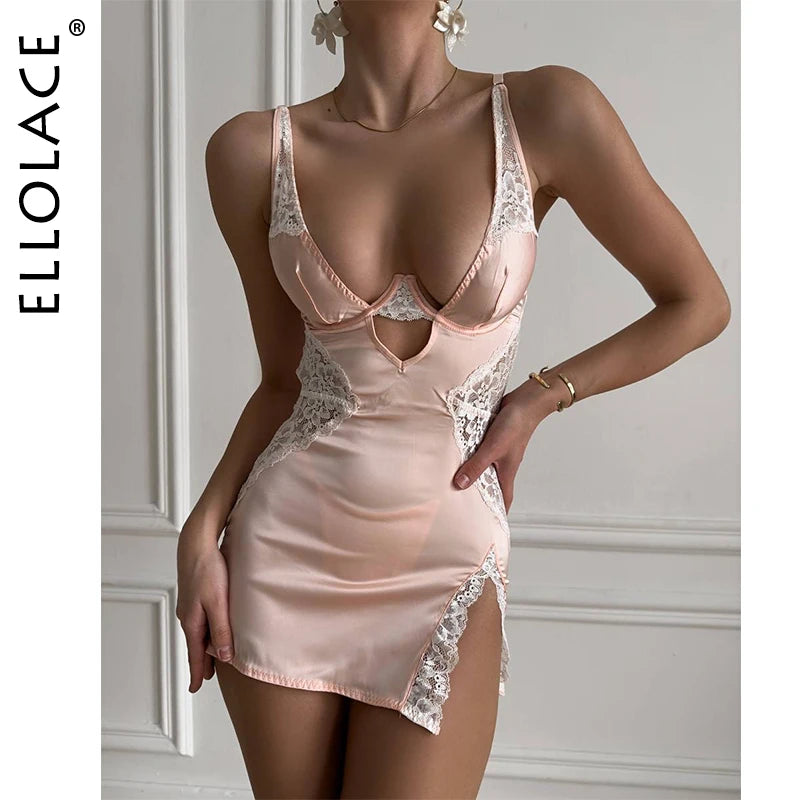 Ellolace Robe en satin sexy à col en V profond Lingerie sexy en dentelle patchwork fendue Robe de nuit sissy Robe nuisette en soie pour femmes