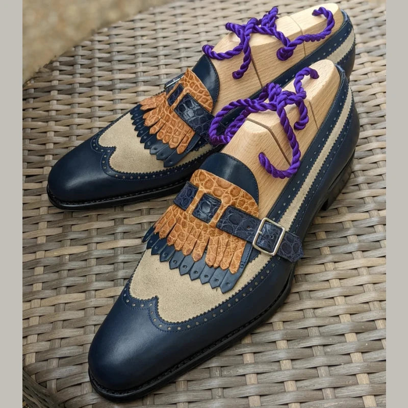 Nouvelles chaussures mocassins pour homme avec pompons, bout rond, à enfiler, chaussures de ville pour homme, faites à la main, en cuir PU, élégantes, pour homme d'affaires