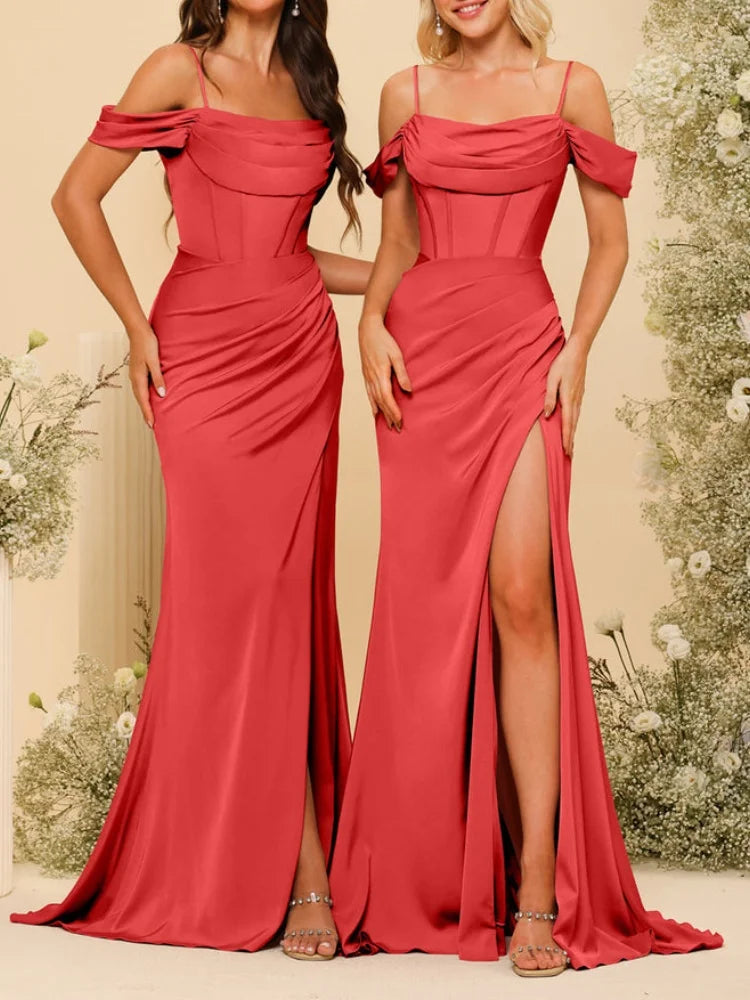 Robes longues de demoiselle d'honneur en satin à fines bretelles, épaules dénudées, fente latérale et drapé, robes de soirée élégantes sans dos