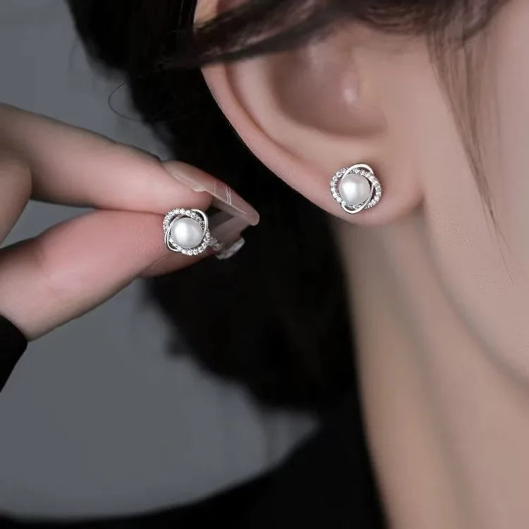 Boucles d'oreilles clous perle et zircon 5A — Bijoux de mariée en argent sterling 925
