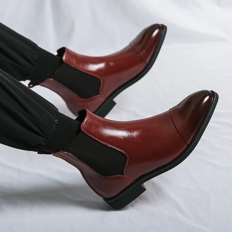 Bottes pour hommes Bottines d'affaires Semelle rouge Bout pointu Bottes habillées Chaussures montantes en cuir de style britannique Chelsea pour hommes décontractées à enfiler