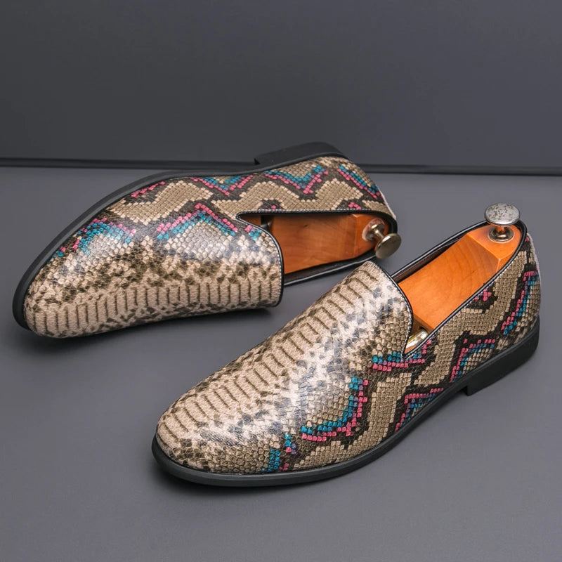 Chaussures de banquet pour hommes les plus vendues Europe Amérique Chaussures plates confortables à semelles souples Chaussures de bureau pour hommes d'affaires