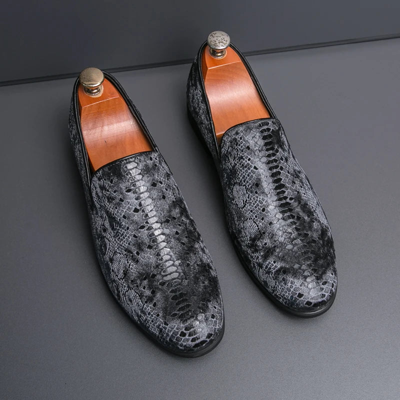 Chaussures de banquet pour hommes les plus vendues Europe Amérique Chaussures plates confortables à semelles souples Chaussures de bureau pour hommes d'affaires