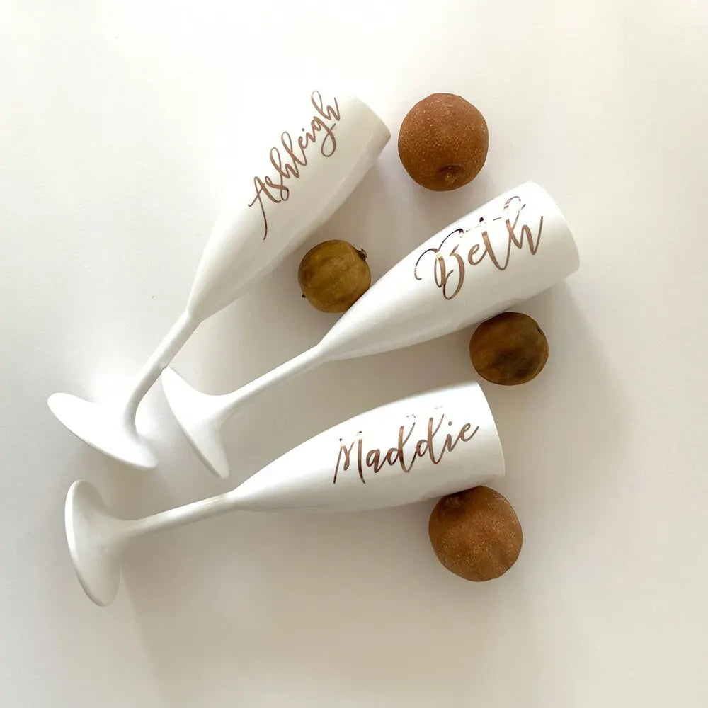 Personalized Birth Flower Champagne Flutes | Mr & Mrs Wedding Gift