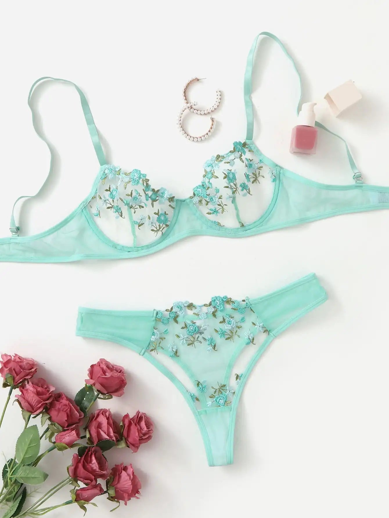Lingerie Sexy Broderie Florale Sous-Vêtements Dentelle Transparente Court Kits de Soins de la Peau Ensemble Fée Délicate Femme 2 Pièces