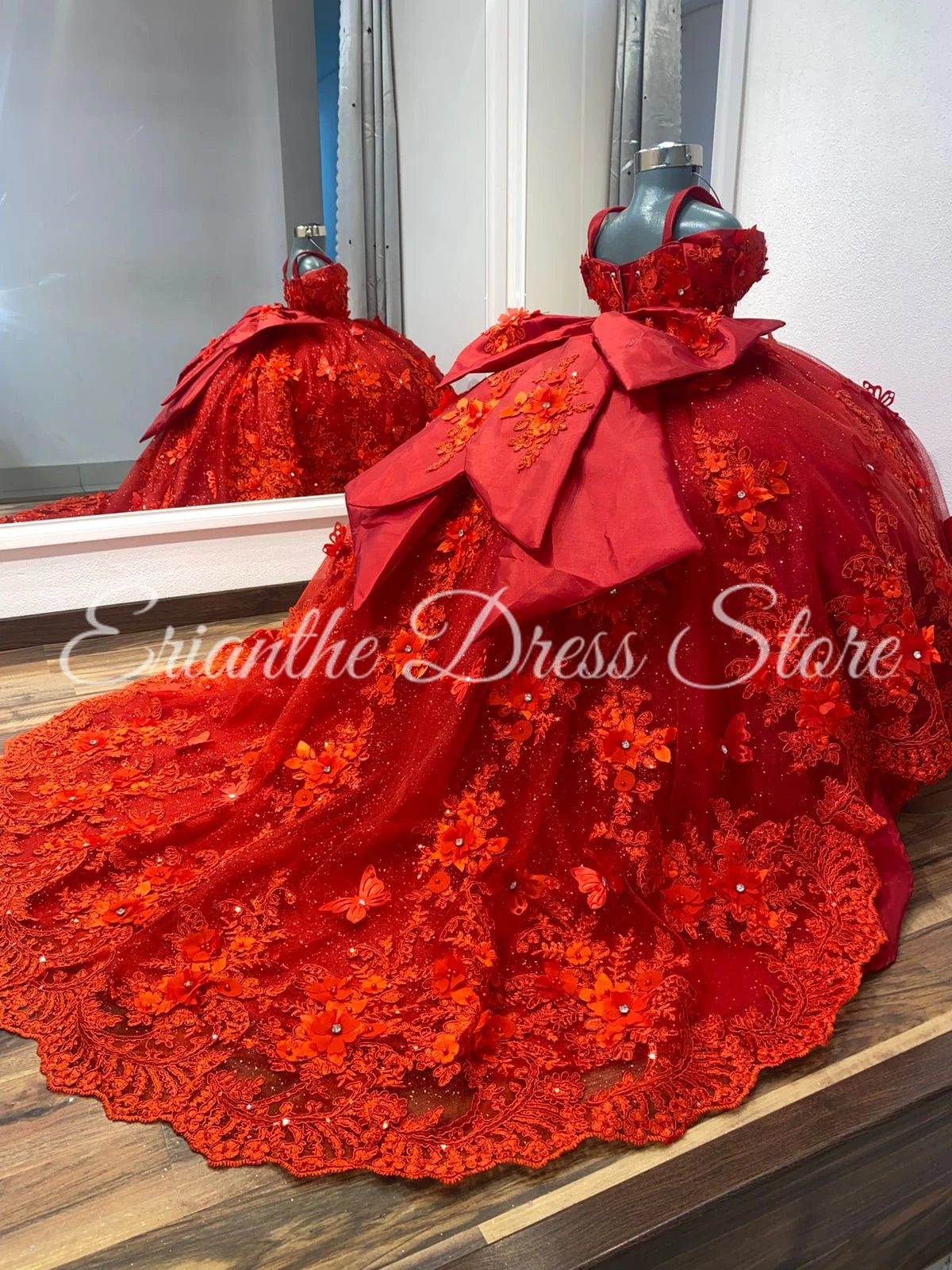Robe de demoiselle d'honneur luxueuse en tulle gonflé avec nœud élégant pour fête d'anniversaire d'enfant, première communion, robe de bal sur mesure