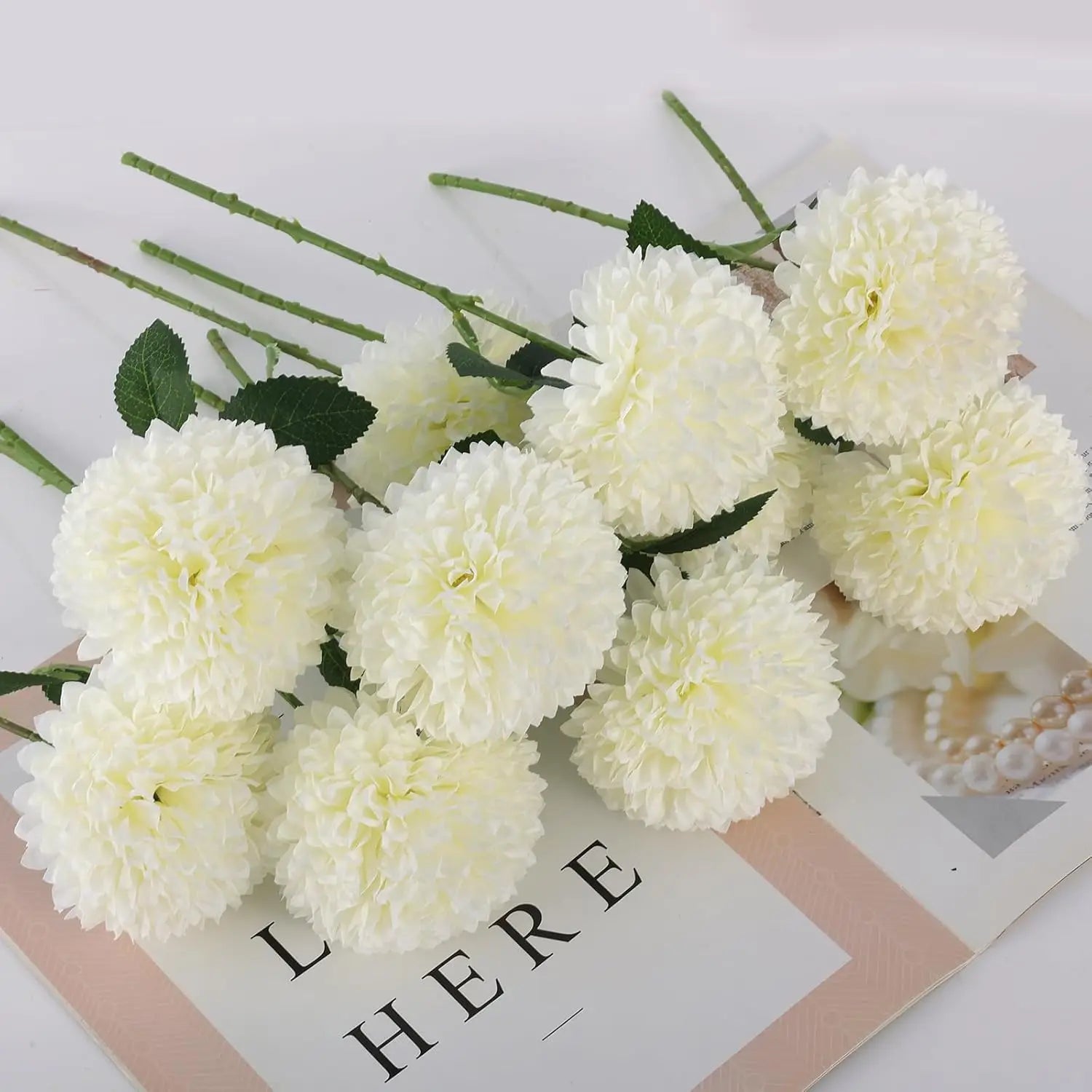 Boules de fleurs artificielles en chrysanthème pour la décoration de mariage et de la maison (Lot de 12)