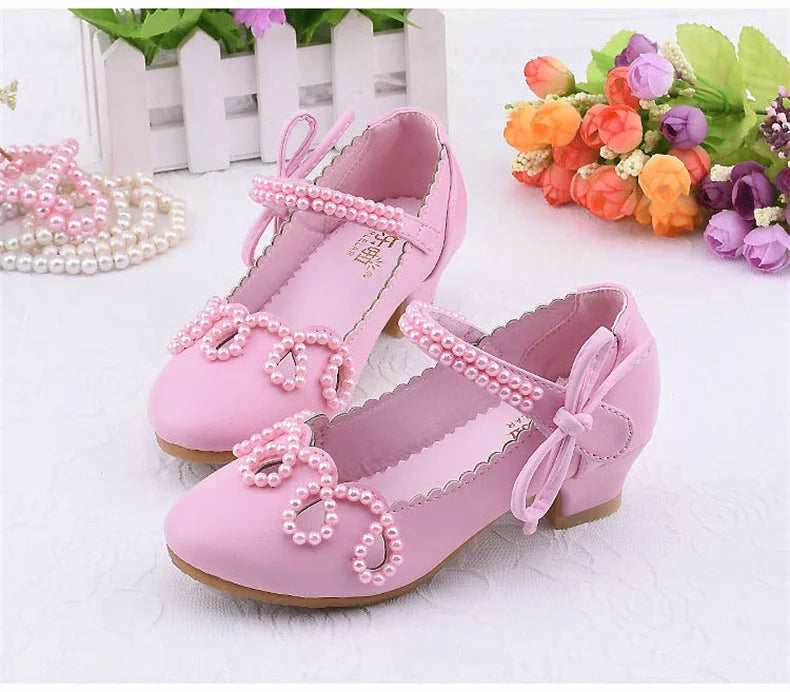 Nouvelles chaussures à talons hauts de princesse pour enfants, chaussures en cuir pour robe de mariée de fille, chaussures blanches pour enfants, chaussures de performance pour étudiants