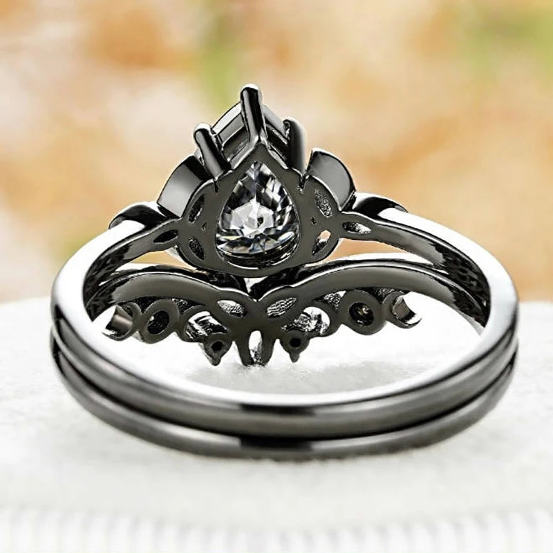Lot de 2 bagues vintage noires empilables avec zircone cubique taille poire, bague de fiançailles style gothique punk, bijou de mariage.