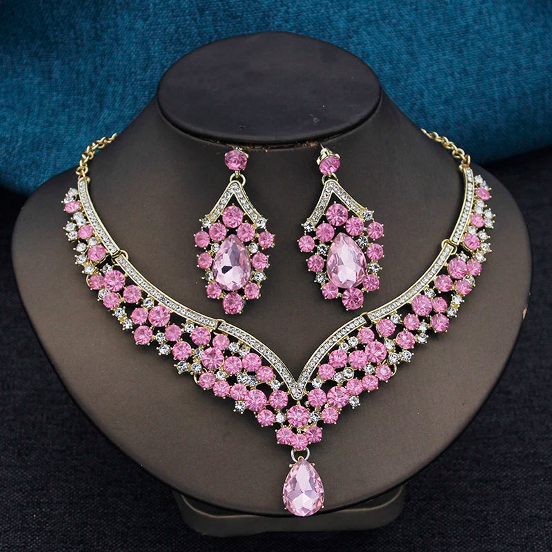 Parure de bijoux de mariée Couronne de princesse — Collier, boucles d'oreilles et couronne