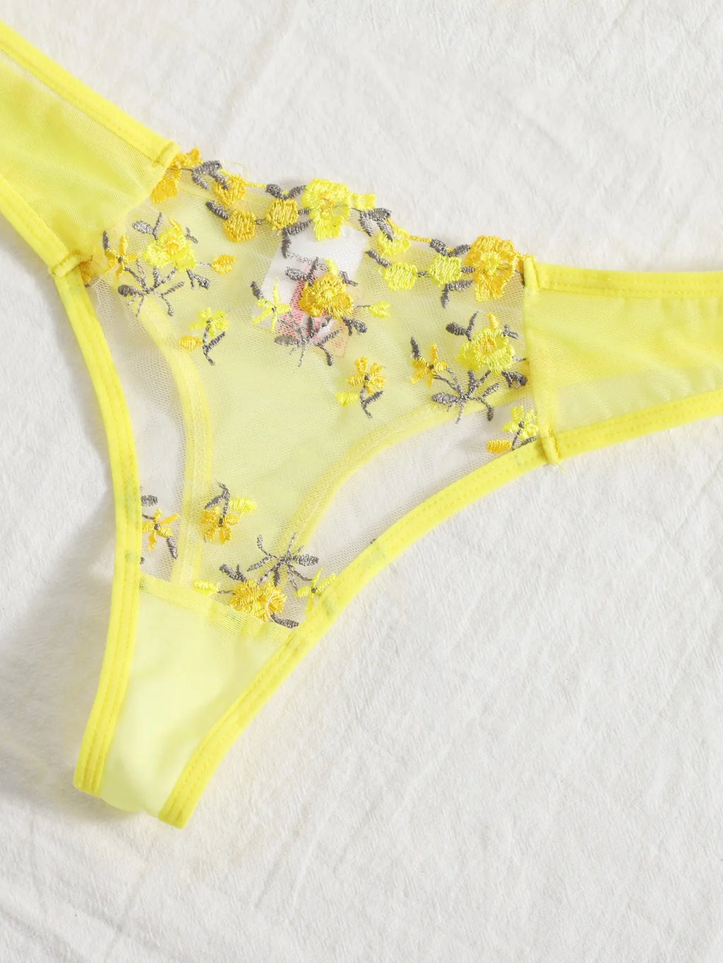 Lingerie Sexy Broderie Florale Sous-Vêtements Dentelle Transparente Court Kits de Soins de la Peau Ensemble Fée Délicate Femme 2 Pièces