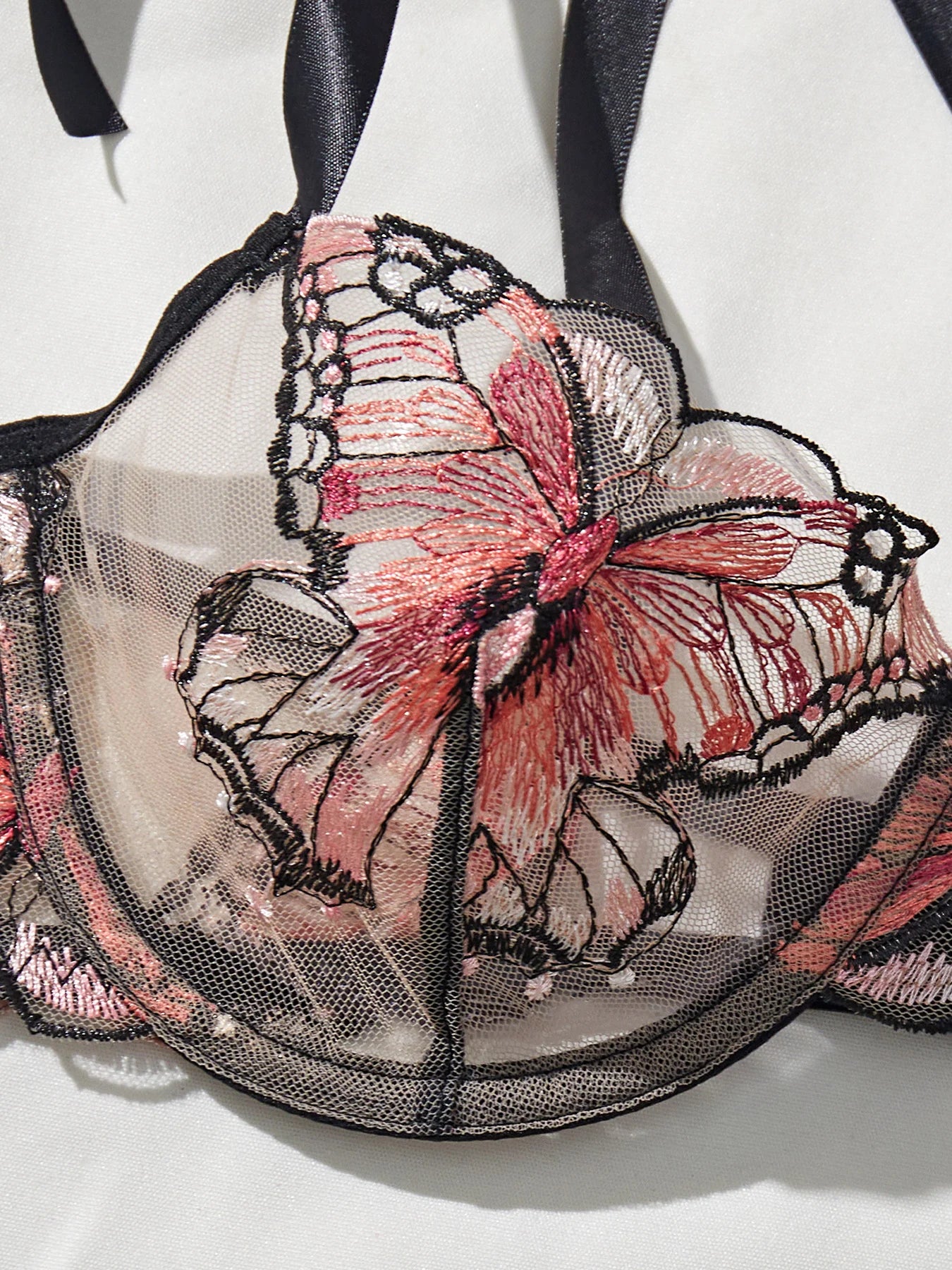 Ensemble de lingerie 2 pièces pour femme - Élégant nœud papillon - Soutien-gorge et culotte sexy transparents - Motif papillon - Mignon - Sous-vêtements intimes