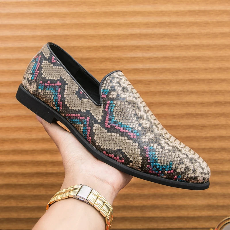 Chaussures de banquet pour hommes les plus vendues Europe Amérique Chaussures plates confortables à semelles souples Chaussures de bureau pour hommes d'affaires