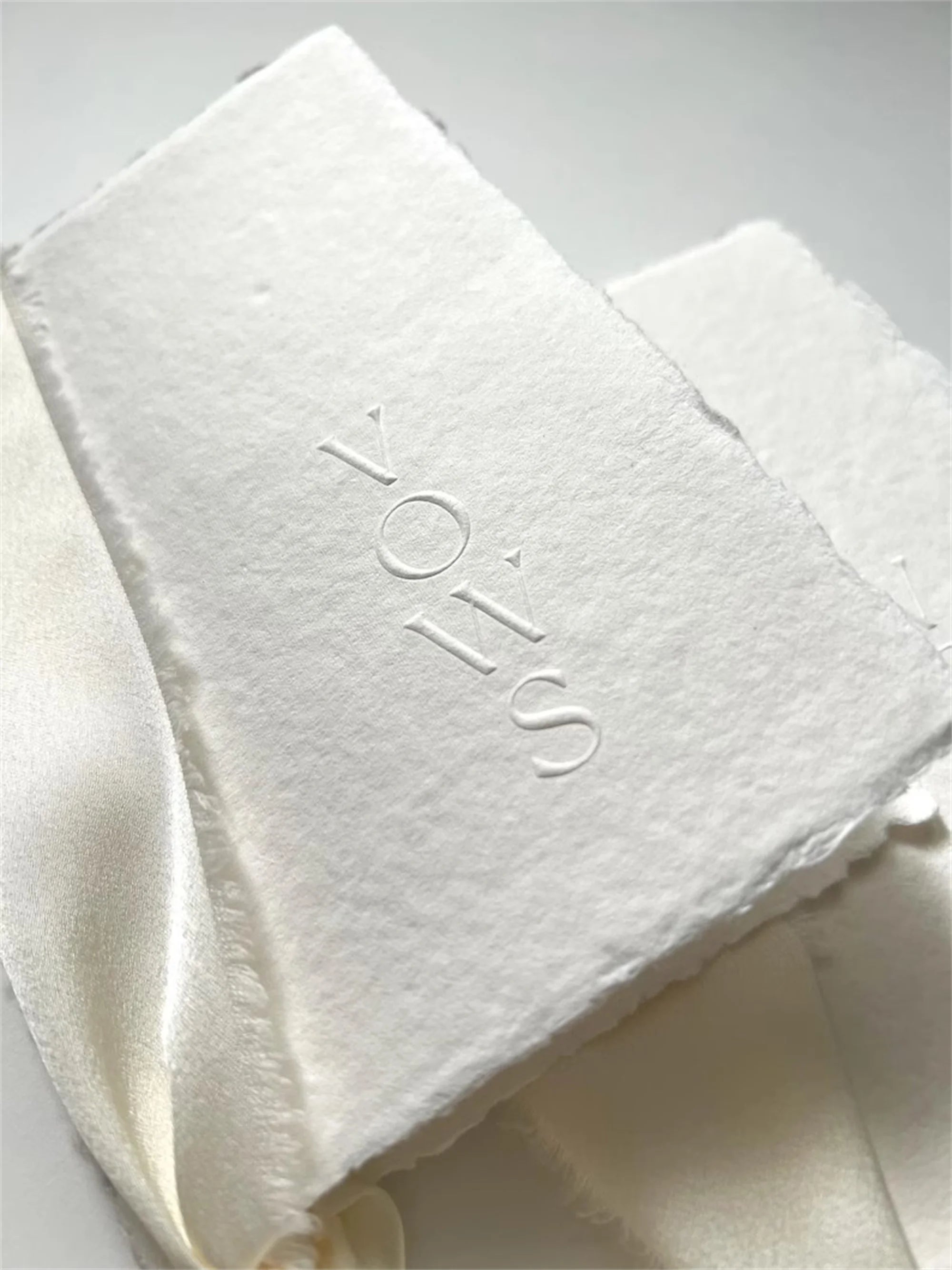 Vow Books, Livrets de vœux en papier fait main, Livrets de vœux de mariage minimalistes, Livrets de vœux imprimés au typographe, Livrets de vœux de mariage | Lot de 2