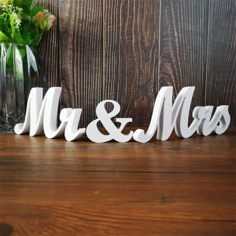 Wedding Decorations Wooden Letter Mr & Mrs Decor Ornaments Wedding And Anniversary Events Party DIY Decoration Supplies
