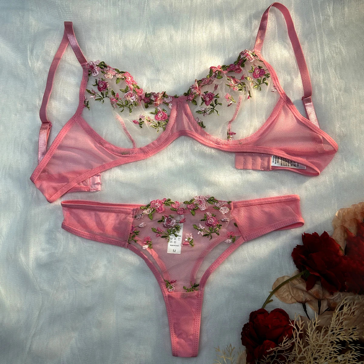 Ensemble de lingerie sexy fantaisie en dentelle érotique pour femme, 2 pièces, sous-vêtements transparents brodés, soutien-gorge et culotte érotiques magnifiques