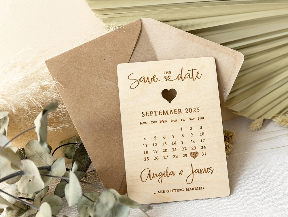 Faire-part de mariage personnalisé en bois/acrylique découpé au laser avec calendrier gravé et enveloppe écologique