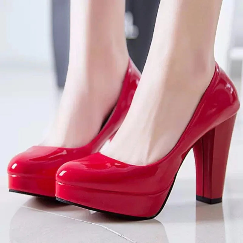 Chaussures à talons hauts pour femmes, chaussures de mariage blanches, talons épais, escarpins de soirée à la mode, chaussures noires, rouges, grande taille, printemps