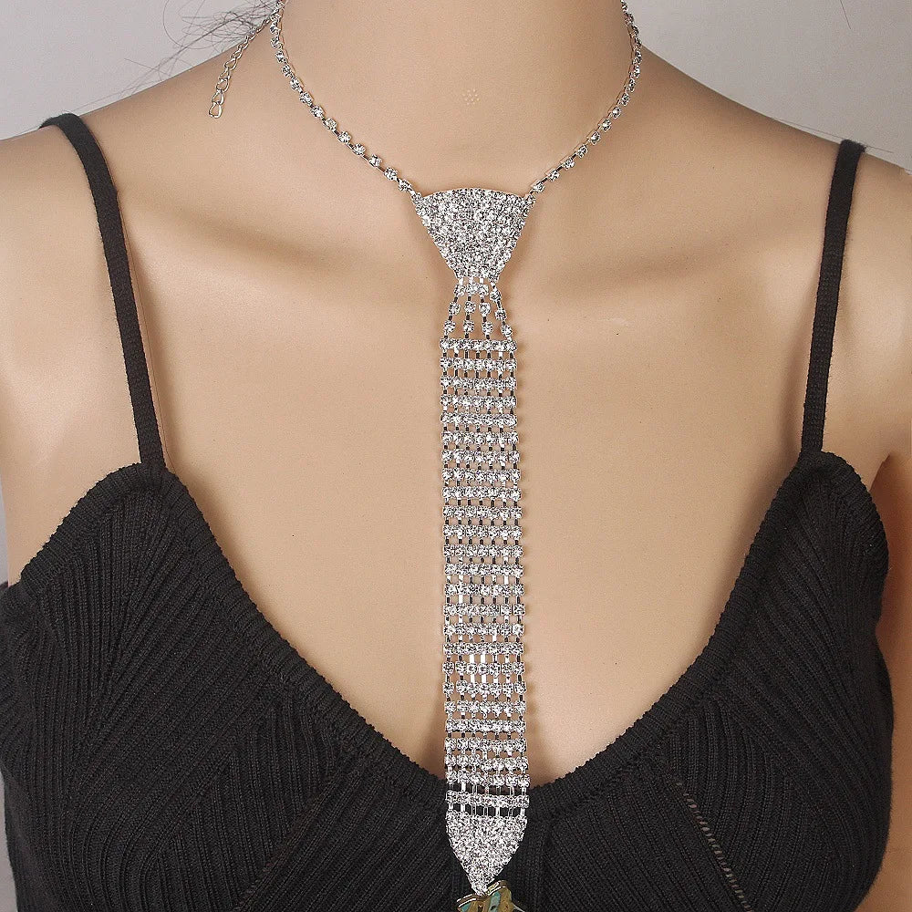 Collier cravate flèche strass — Accessoire de mariage nuptial