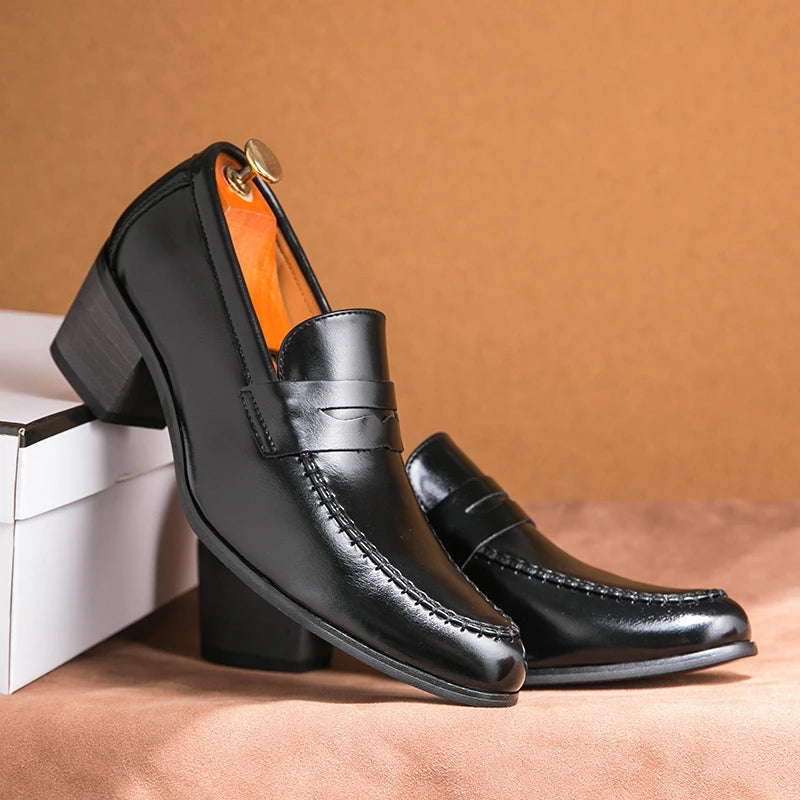 Chaussures habillées rétro à talons hauts pour homme, marque de luxe, chaussures de mariage pointues pour marié, chaussures de ville décontractées en cuir pour homme
