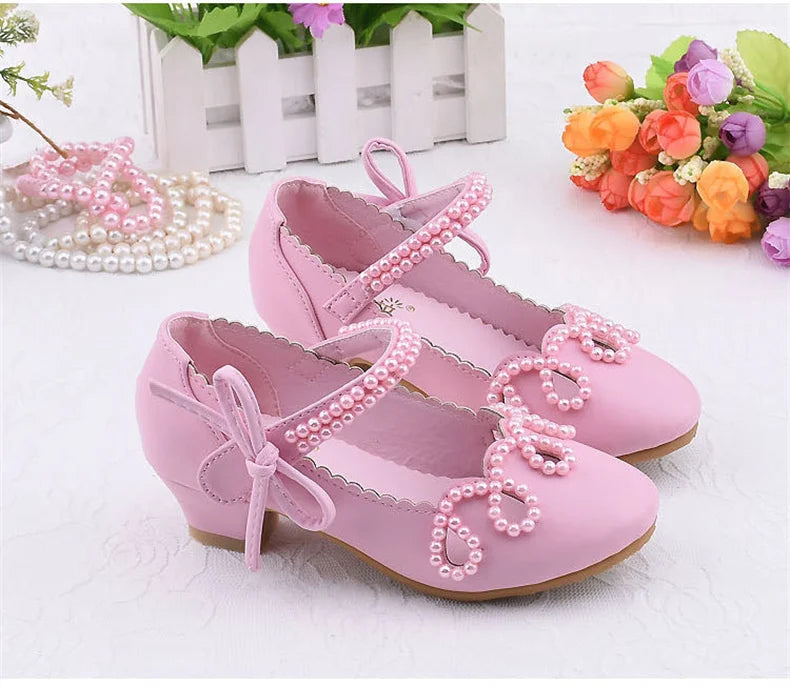 Nouvelles chaussures à talons hauts de princesse pour enfants, chaussures en cuir pour robe de mariée de fille, chaussures blanches pour enfants, chaussures de performance pour étudiants