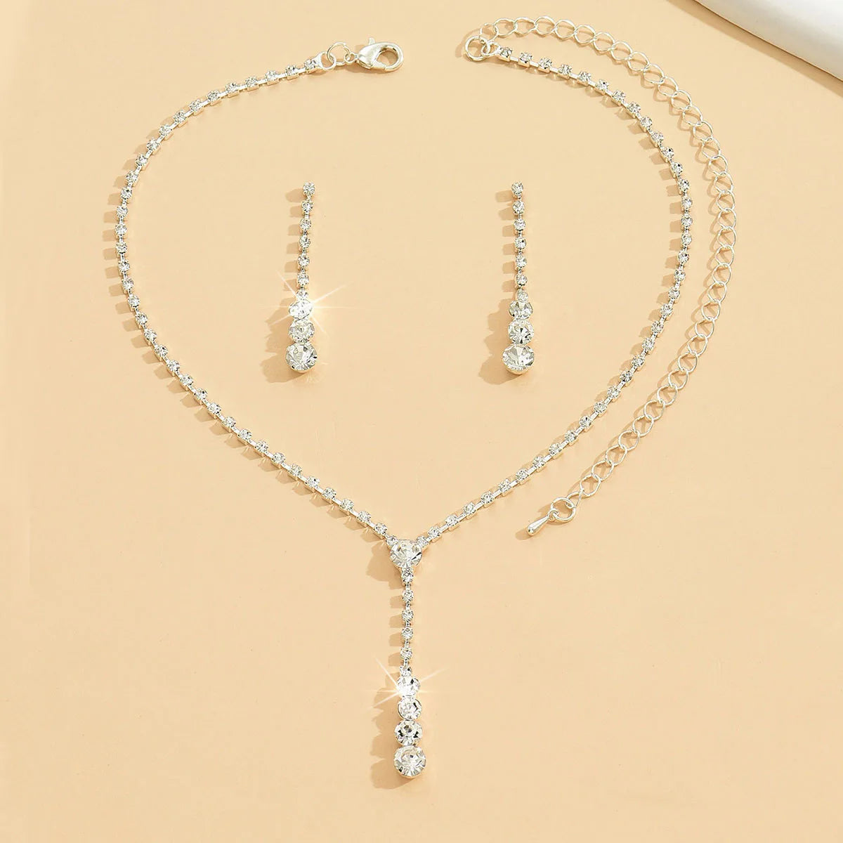 Parure collier et boucles d'oreilles de mariée Goutte de cristal scintillant