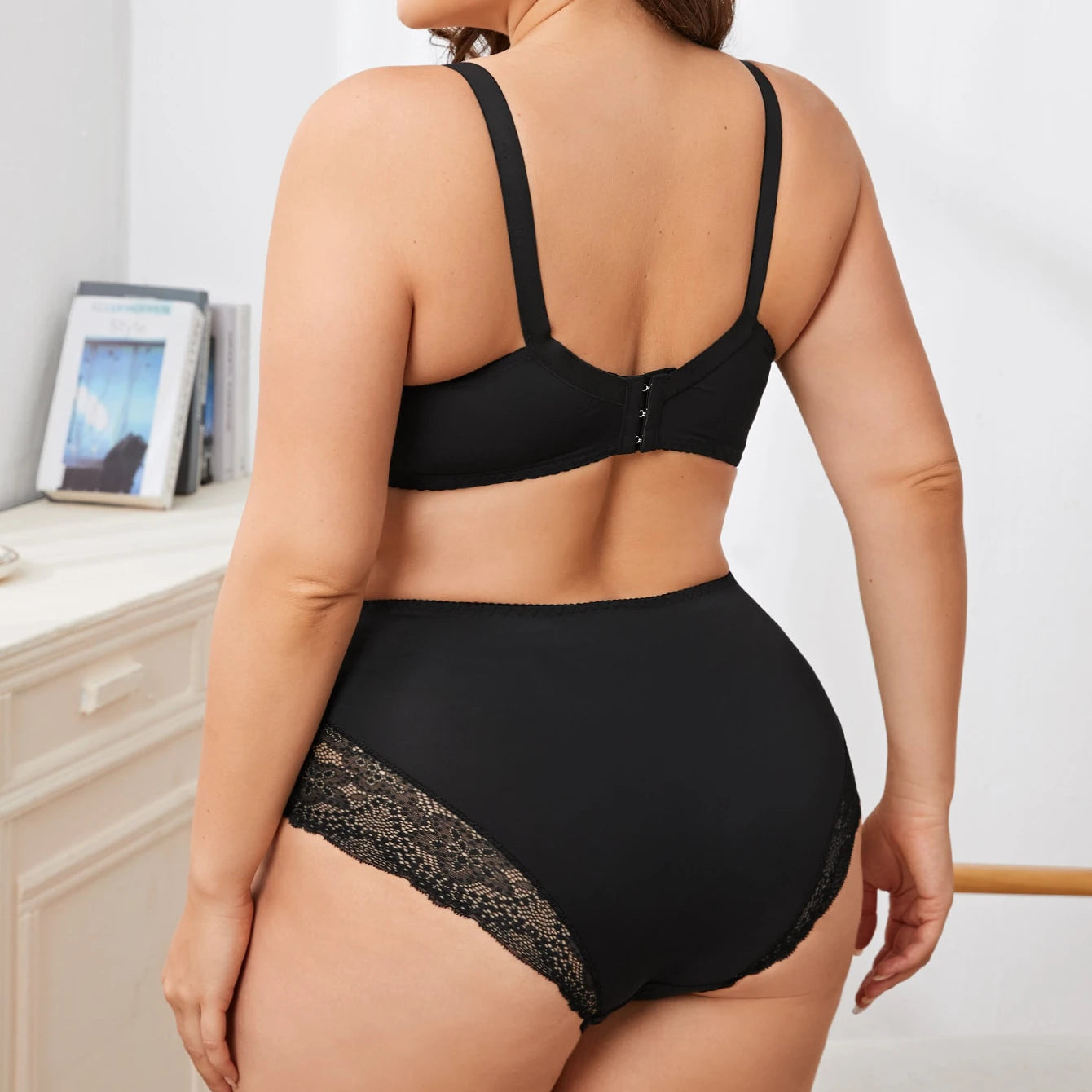 Ensemble de Lingerie Sexy en Dentelle Soutien-Gorge et Culotte Femme Grande Taille Bretelles Réglables Style Simple Confortable Beauwear