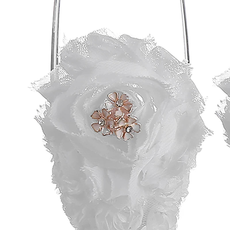 Ensemble de quatre pièces de vaisselle de mariage de style occidental avec gobelets, cadeaux de témoins pour les mariés, verres à vin