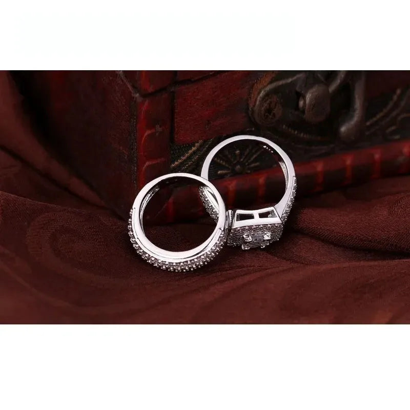 Bague de Fiançailles Sertie de Zircons Cubiques — Argent Sterling 925