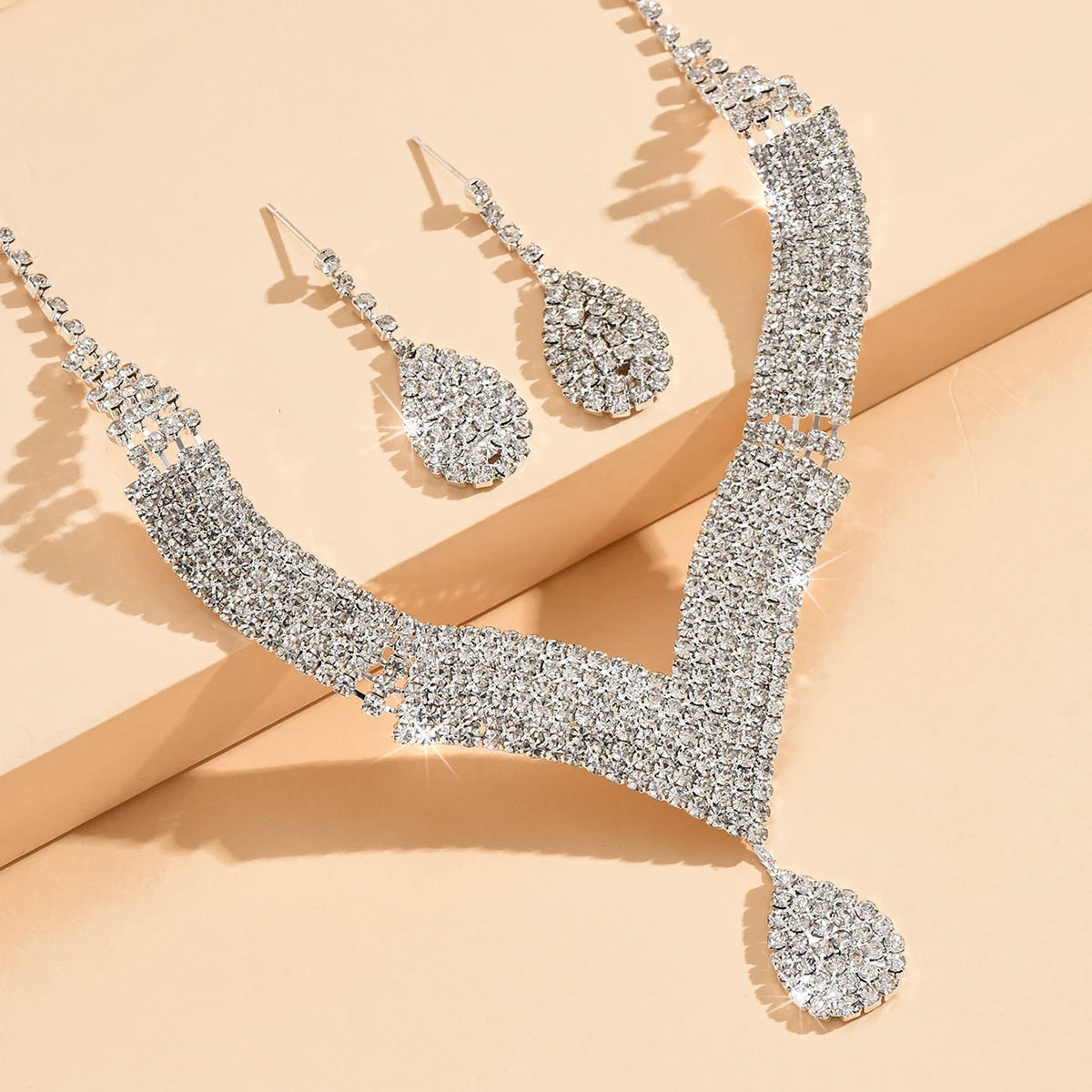 Parure collier et boucles d'oreilles goutte d'eau en strass – 3 pièces, bijoux de mariée