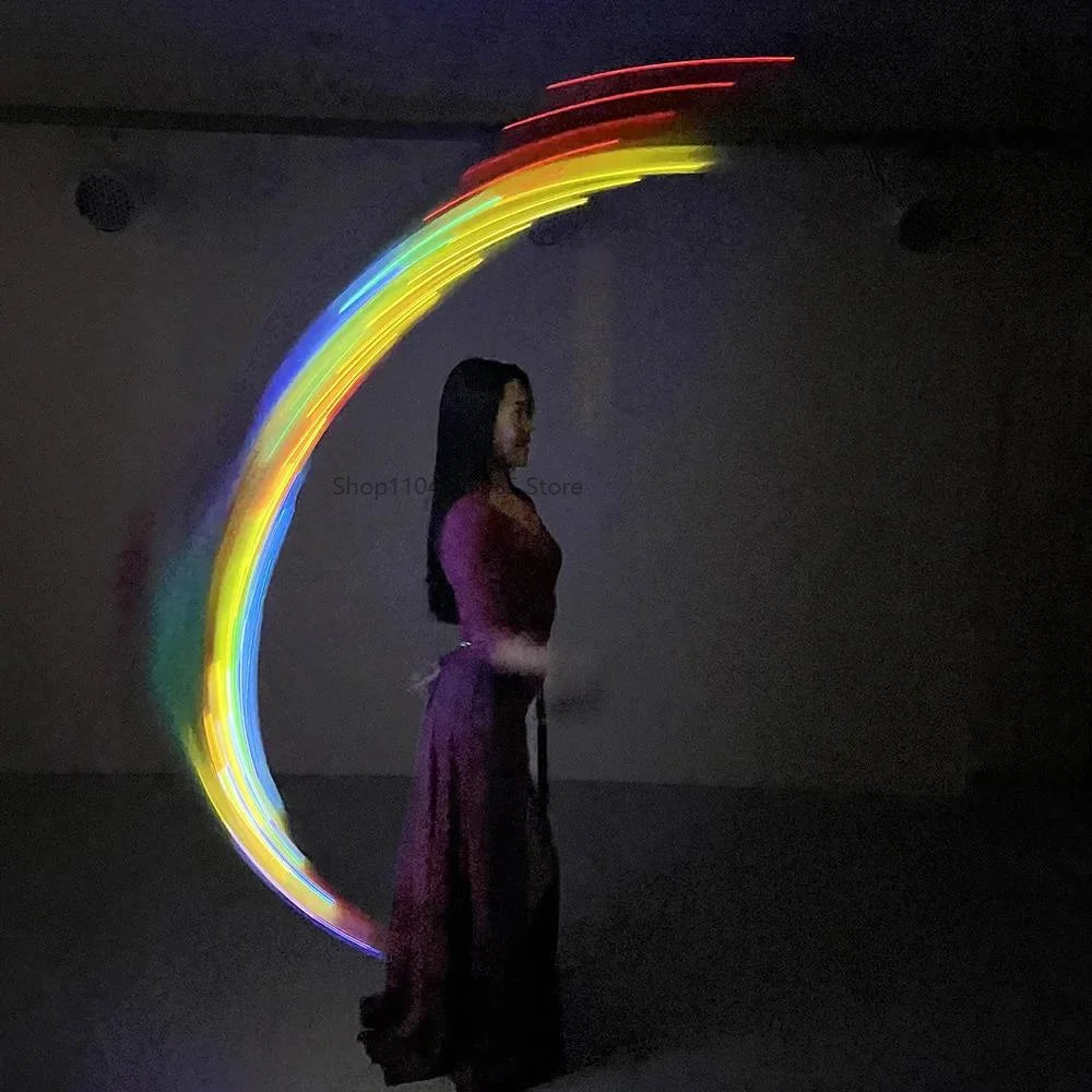 Voile Poi LED pour Femmes Voiles de Danse du Ventre Balle Poi de Danse Orientale Couleur Arc-en-Ciel avec Voile Fête Mariage Ruban LED Coloré