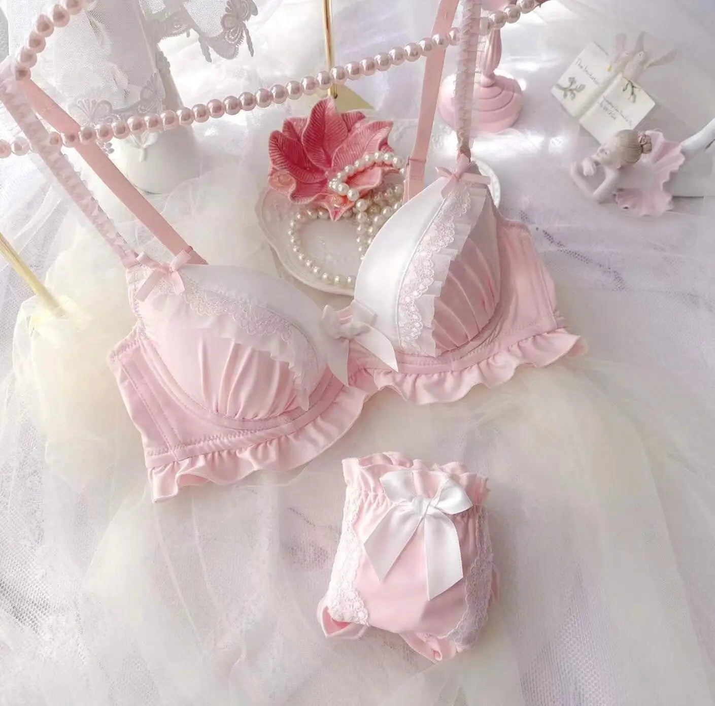 2023 New Arrival 100% Real Photo Lolita Fashion Kawaii Cute college girl Push Up Ruffle Bra Panties Set Underwear Brief Lingerie
