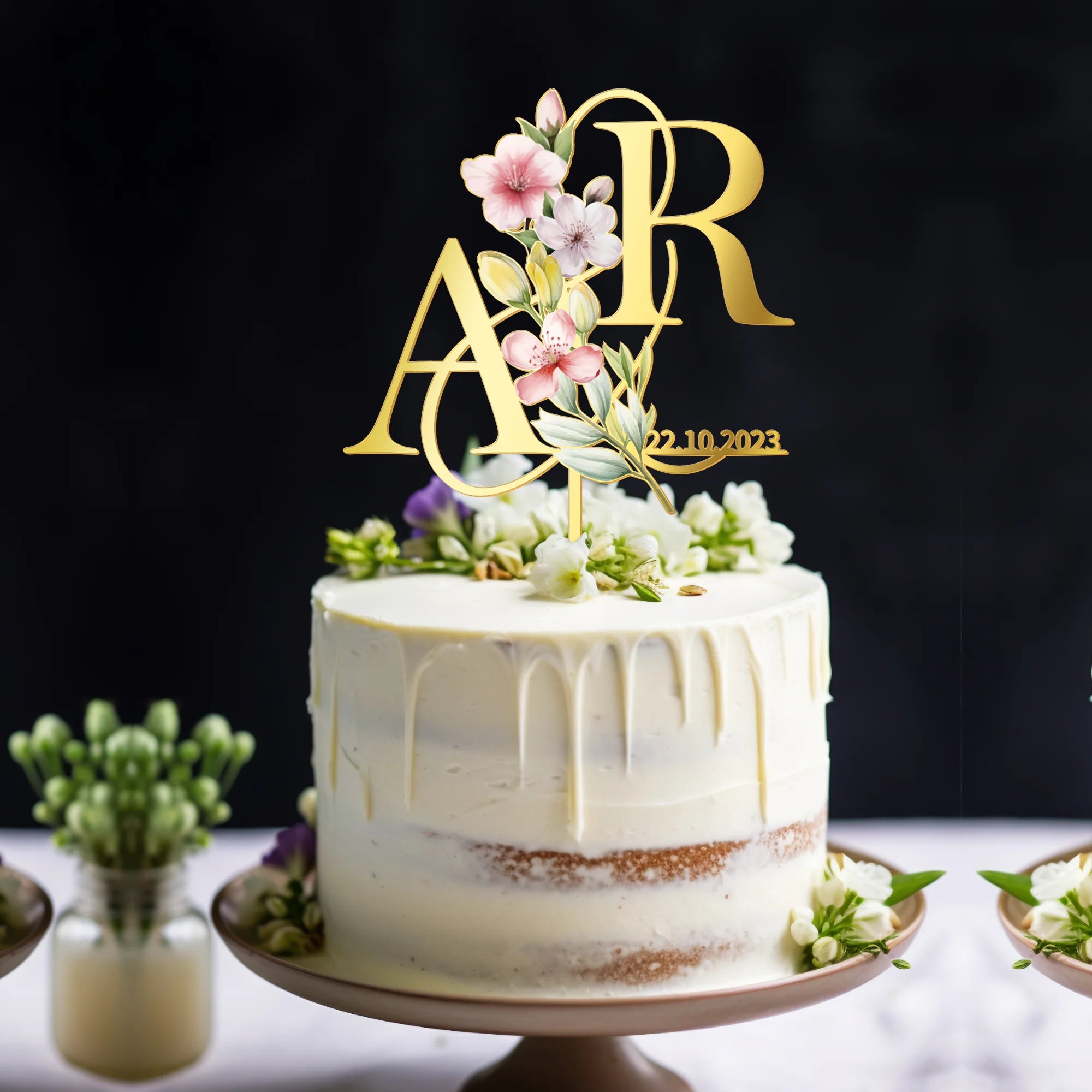 Personalized Fall Wedding Cake Topper in Acrylic Custom Bride and Groom Initial Cake Topper Wedding Date Cake Decoration 01
