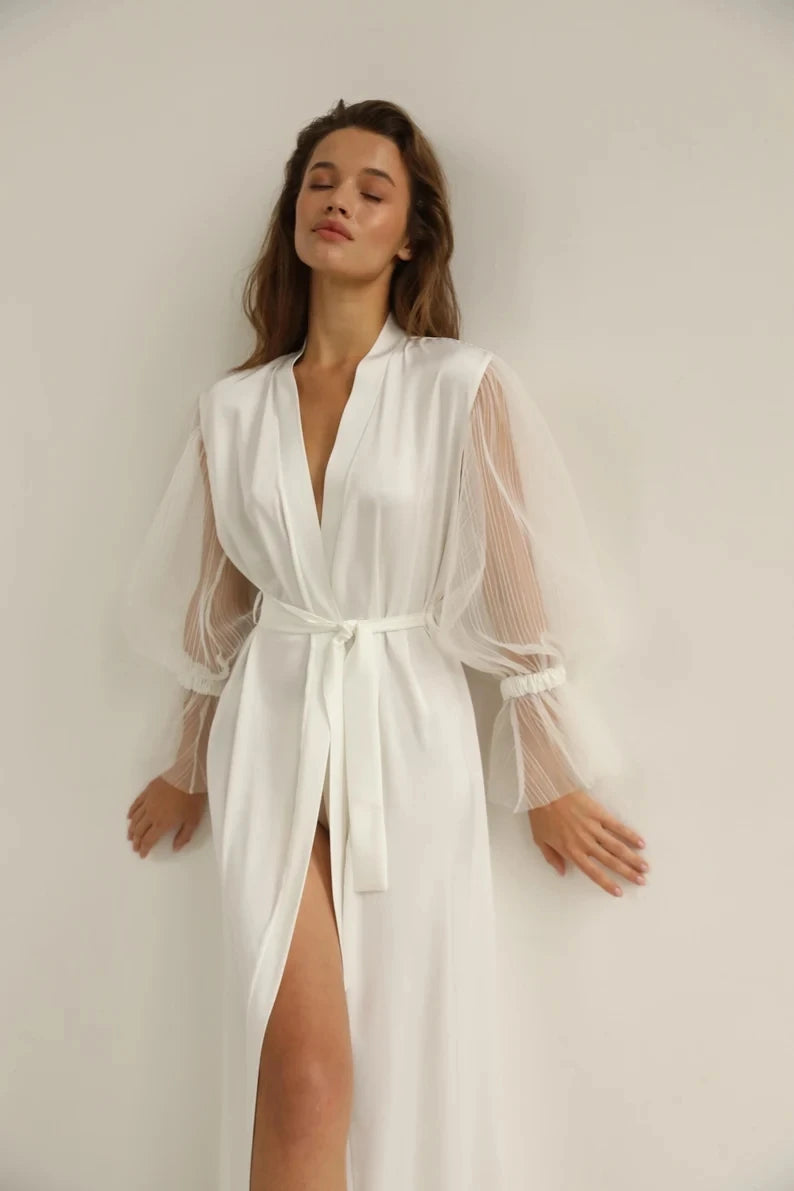 Robe de mariée blanche en soie à manches larges Robe de chambre en satin Robe de mariée boudoir Robe longue Robe de soirée en satin de soie pour femme
