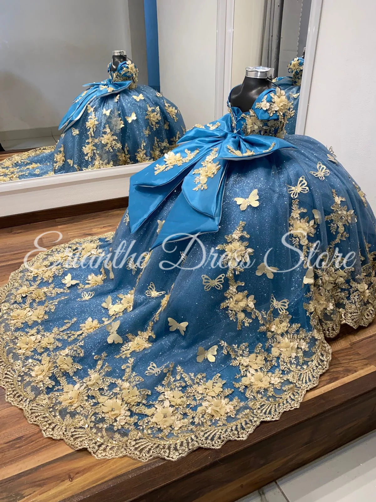 Robe de demoiselle d'honneur luxueuse en tulle gonflé avec nœud élégant pour fête d'anniversaire d'enfant, première communion, robe de bal sur mesure