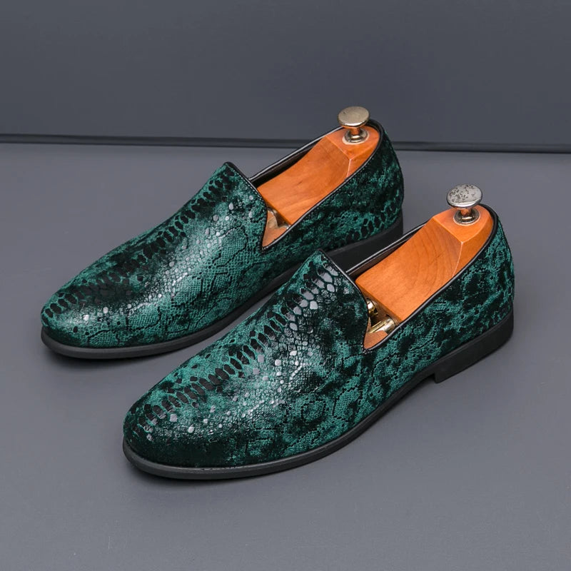 Chaussures de banquet pour hommes les plus vendues Europe Amérique Chaussures plates confortables à semelles souples Chaussures de bureau pour hommes d'affaires