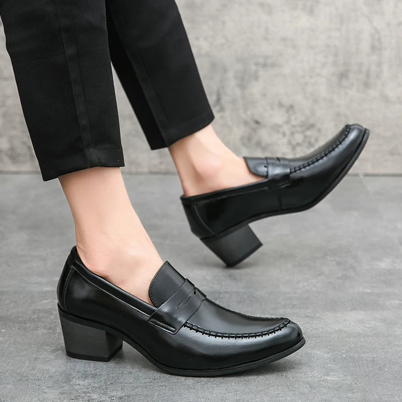 Chaussures habillées rétro à talons hauts pour homme, marque de luxe, chaussures de mariage pointues pour marié, chaussures de ville décontractées en cuir pour homme