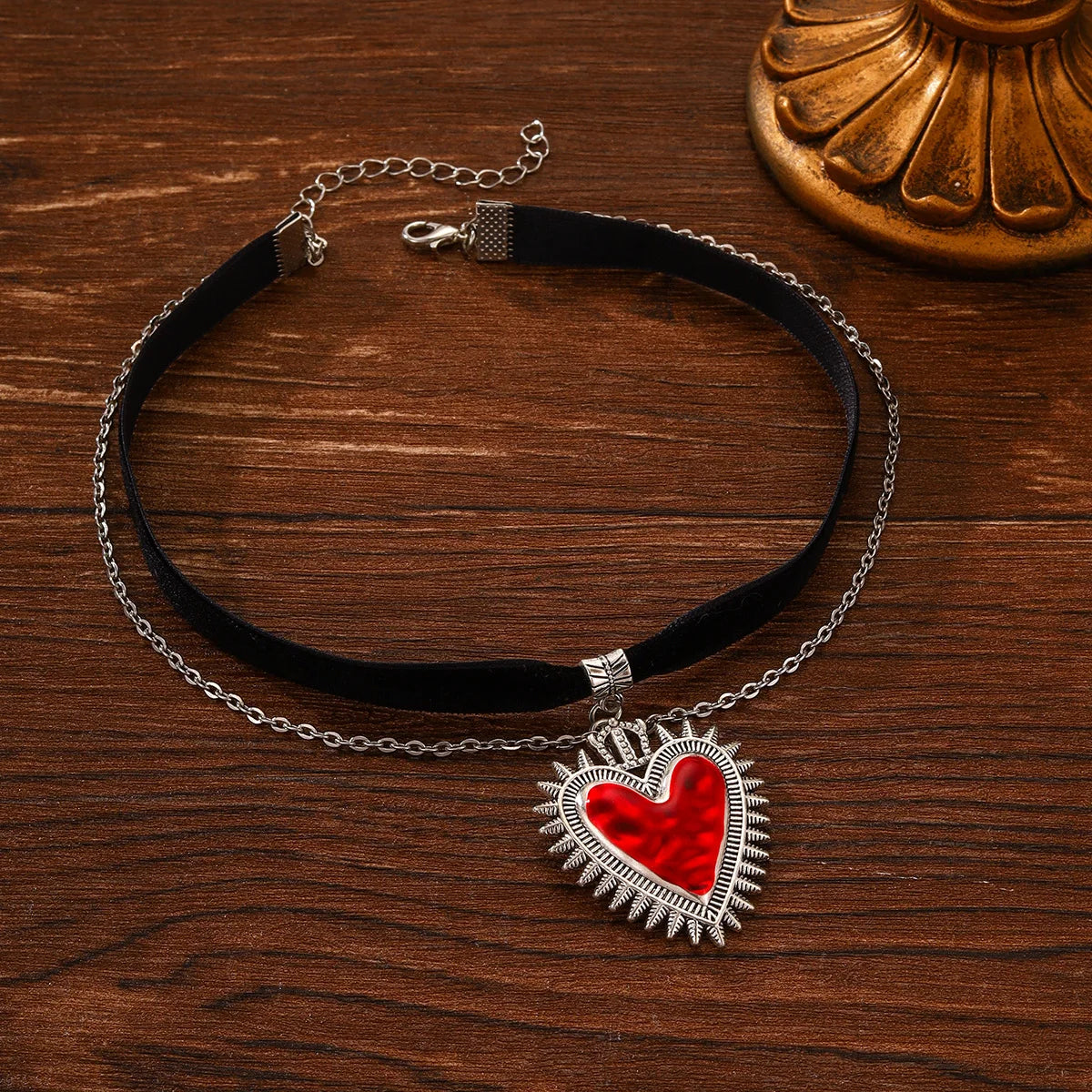 Collier ras-du-cou « rose épanouie en dentelle gothique » — style Lolita