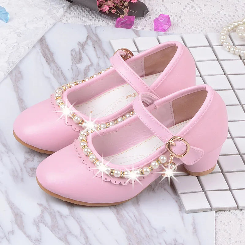 Nouvelles chaussures à talons hauts de princesse pour enfants, chaussures en cuir pour robe de mariée de fille, chaussures blanches pour enfants, chaussures de performance pour étudiants